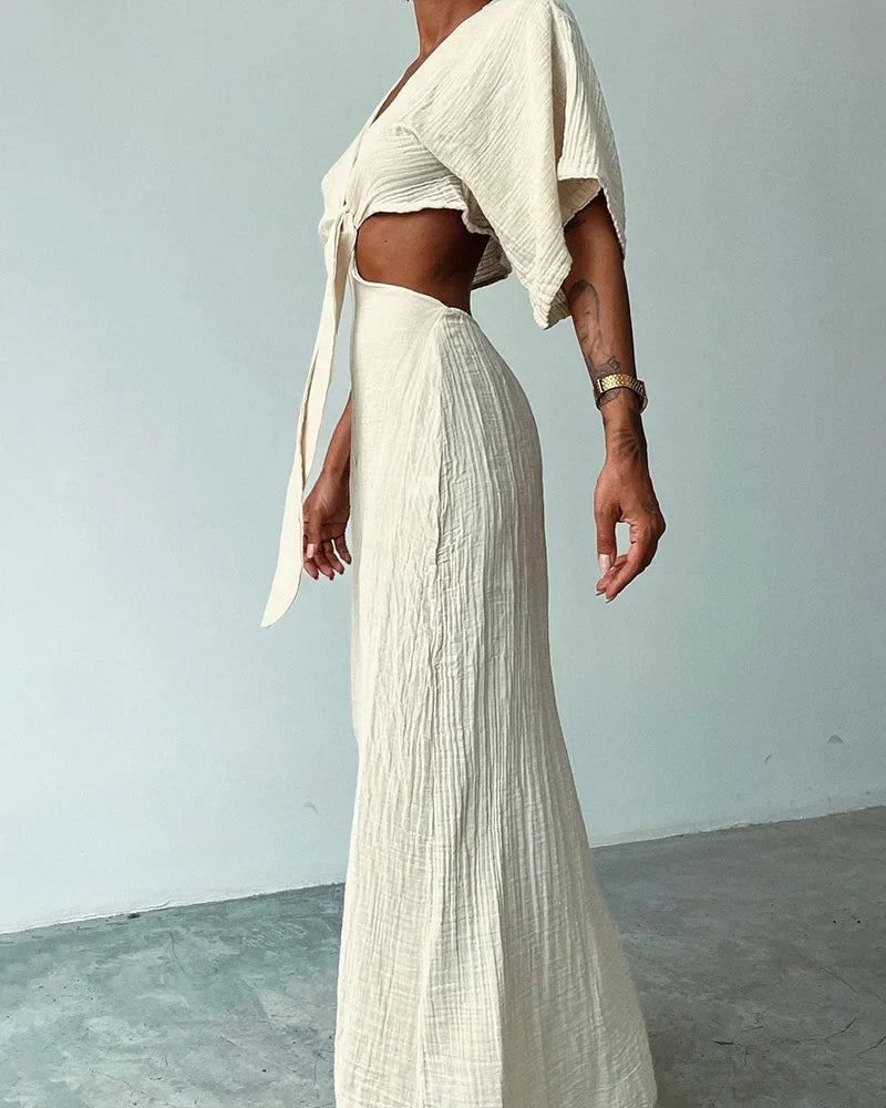 Robe en coton et lin avec taille et nœud visibles