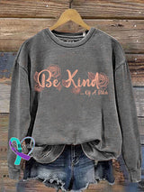 Lässiges Sweatshirt mit „Everything Be Kind“-Aufdruck