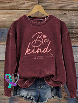 Lässiges Sweatshirt mit „Everything Be Kind“-Aufdruck