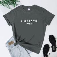 Joli t-shirt femme classique pour les vacances à Paris