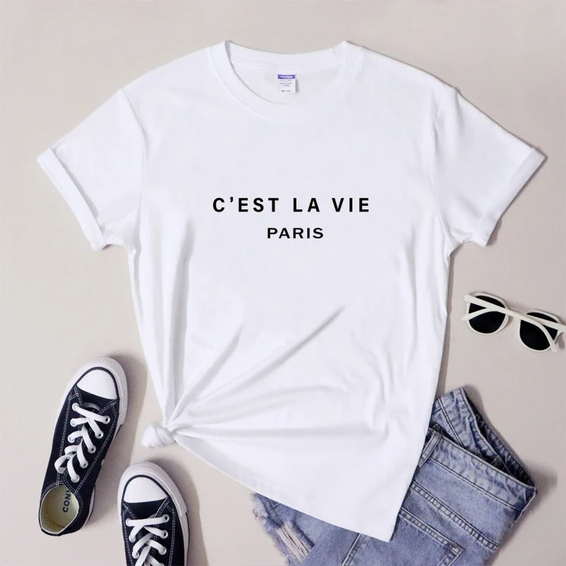 Joli t-shirt femme classique pour les vacances à Paris