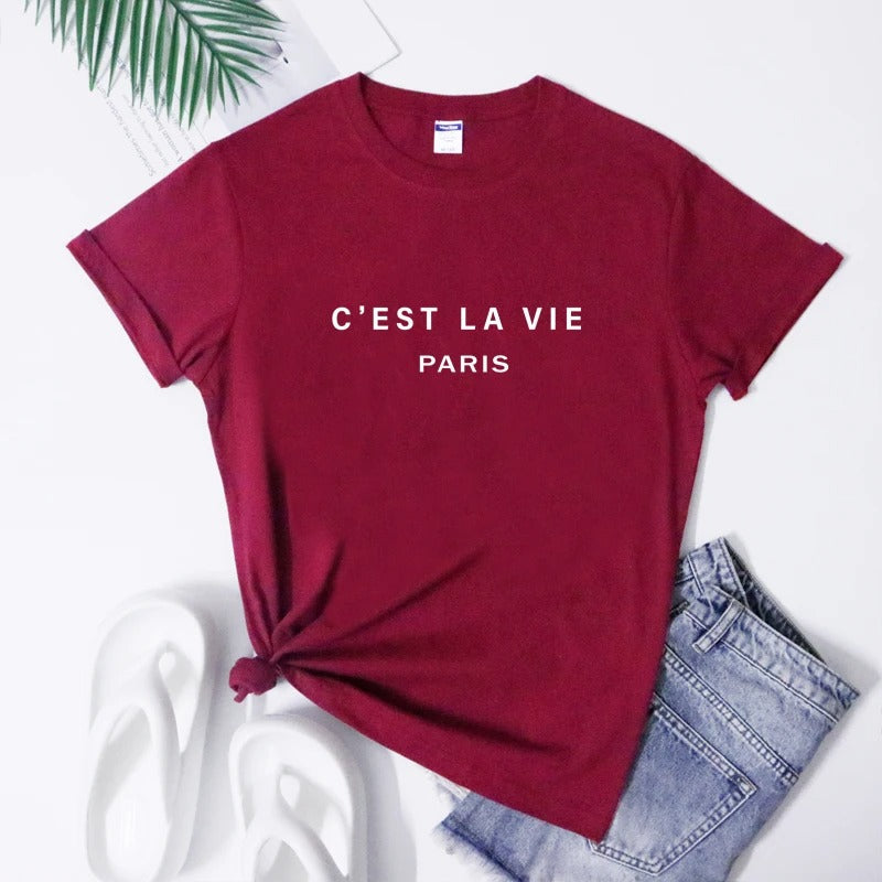 Joli t-shirt femme classique pour les vacances à Paris